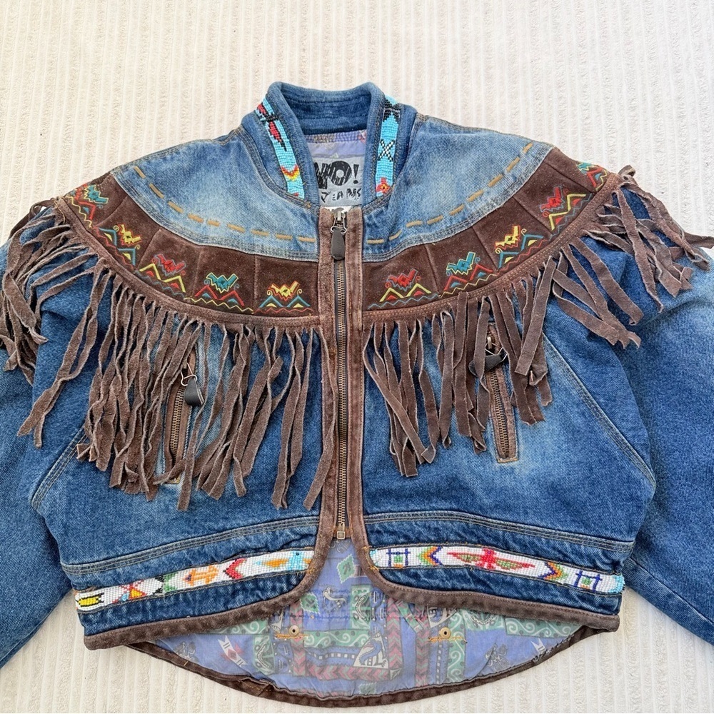 Vintage NO JEANS Suede Fringe Western Cropped Denim Jean Jacket | Size M - Picture 3 of 9